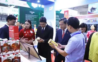 Kim ngạch thương mại song phương Việt Nam-Lào hướng tới cột mốc chiến lược 10 tỉ USD