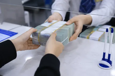 Ngân hàng "đua" lãi suất hút dòng tiền
