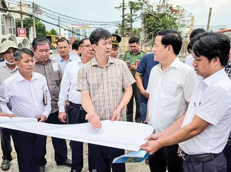 Khơi thông nguồn lực tạo động lực phát triển Khơi thông nguồn lực tạo động lực phát triển