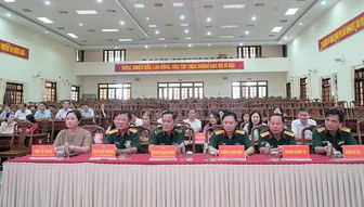 Họp mặt cán bộ, công chức nhân kỷ niệm 79 năm Ngày Thương binh - Liệt sĩ Họp mặt cán bộ, công chức nhân kỷ niệm 79 năm Ngày Thương binh - Liệt sĩ