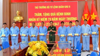 Quân khu 9 tổ chức nhiều hoạt động kỷ niệm 79 năm Ngày Thương binh - Liệt sĩ