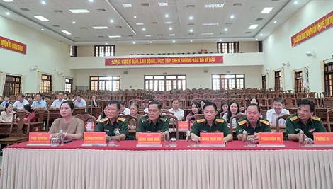 Họp mặt cán bộ, công chức nhân kỷ niệm 79 năm Ngày Thương binh - Liệt sĩ
