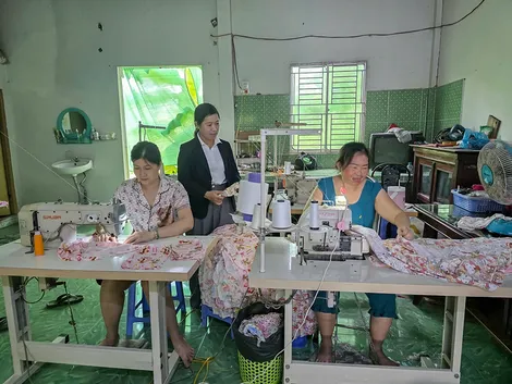 Quan tâm chăm lo đời sống nhân dân