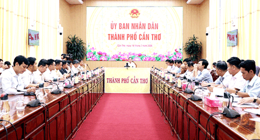 ខិតខំប្រឹងប្រែងលើកកម្ពស់អត្រាផ្ដល់ផ្ទេរទុនវិនិយោគរដ្ឋ