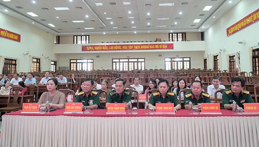 Họp mặt cán bộ, công chức nhân kỷ niệm 79 năm Ngày Thương binh - Liệt sĩ