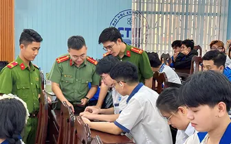 Xây dựng không gian mạng an toàn, văn minh Xây dựng không gian mạng an toàn, văn minh