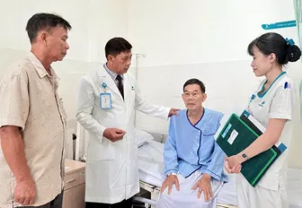 Can thiệp điều trị giúp bệnh nhân thoát khỏi những cơn đau nhức do xương đùi hoại tử Can thiệp điều trị giúp bệnh nhân thoát khỏi những cơn đau nhức do xương đùi hoại tử