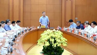 Vận dụng đúng phương pháp cách mạng trong đấu tranh phòng, chống “tự diễn biến”, “tự chuyển hóa” trong giai đoạn hiện nay Vận dụng đúng phương pháp cách mạng trong đấu tranh phòng, chống “tự diễn biến”, “tự chuyển hóa” trong giai đoạn hiện nay