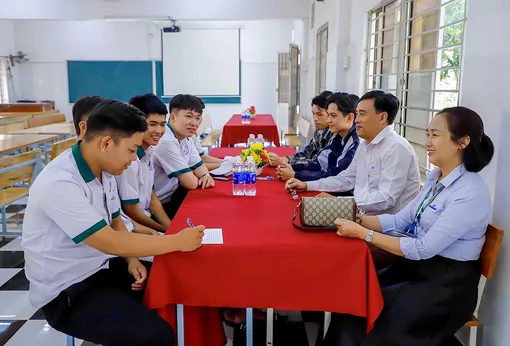 Gắn kết doanh nghiệp, mở rộng cơ hội việc làm