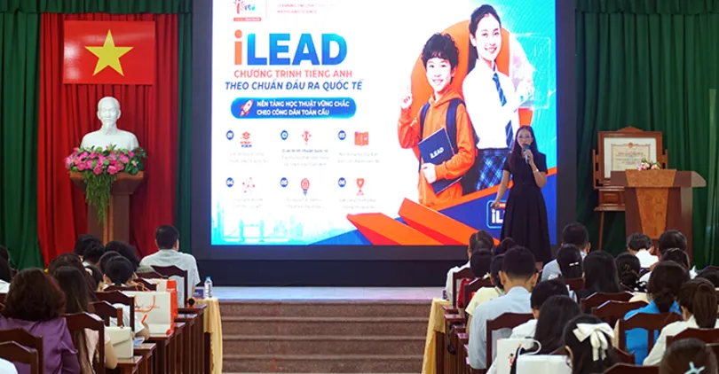 Thúc đẩy lớp học thông minh và ứng dụng AI trong giảng dạy