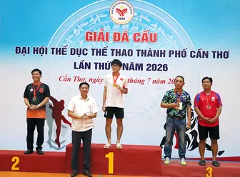Trao 5 bộ huy chương môn Đá cầu Đại hội thể thao thành phố