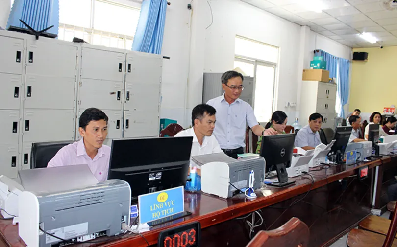 Lấy sự hài lòng của người dân làm thước đo phục vụ