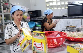 Nâng tầm giá trị thương hiệu khóm Cầu Đúc
