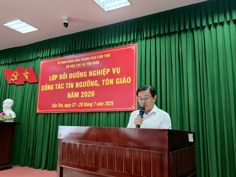 Gần 100 cán bộ, công chức được bồi dưỡng nghiệp vụ công tác tín ngưỡng, tôn giáo