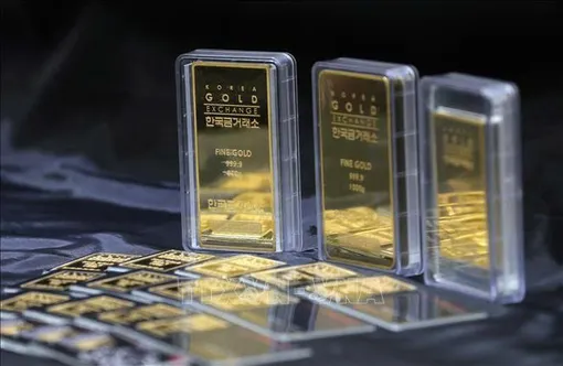 Giá dầu giảm mạnh, giá vàng phục hồi khi căng thẳng Mỹ - Iran hạ nhiệt