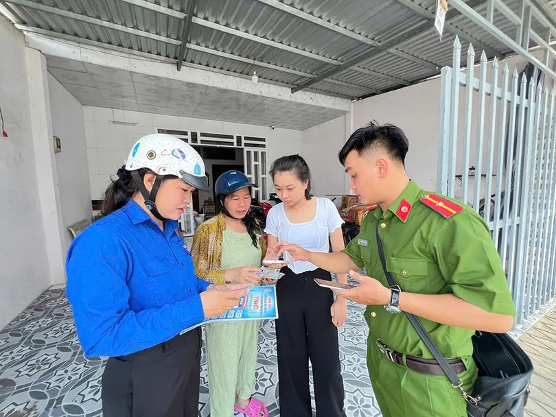 Tổ công nghệ số cộng đồng - cầu nối đưa chuyển đổi số đến gần người dân phường Ngã Bảy