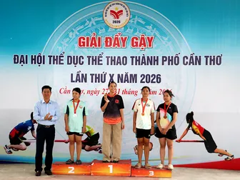 Bế mạc môn Đẩy gậy Đại hội Thể thao TP Cần Thơ