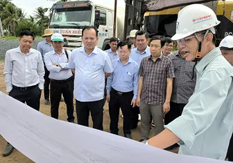 Lãnh đạo TP Cần Thơ kiểm tra tiến độ Dự án thành phần 4 cao tốc Châu Đốc - Cần Thơ - Sóc Trăng