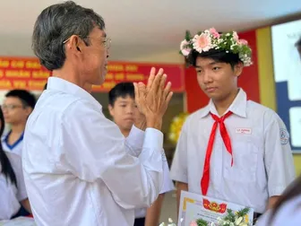 Thủ khoa chuyên Sinh với "cú đúp" điểm 10 ấn tượng