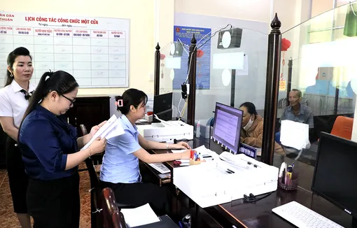 Kiểm tra công tác cải cách hành chính tại xã Đông Thuận