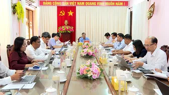 Phó Bí thư Thường trực Thành ủy Đồng Văn Thanh làm việc với các xã, phường