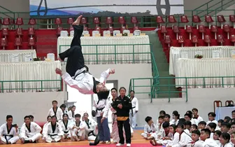 Tuyển thủ tham dự ASIAD truyền lửa đam mê cho võ sinh Taekwondo Cần Thơ