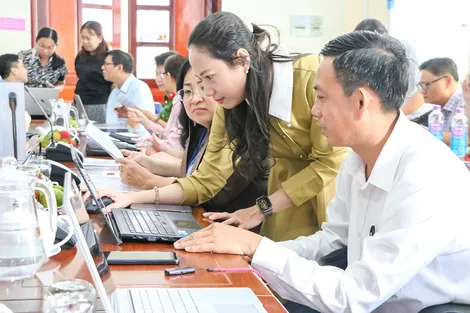 Kiểm tra công tác cải cách hành chính, công tác dân vận chính quyền tại Sở Giáo dục và Đào tạo, Sở Công Thương