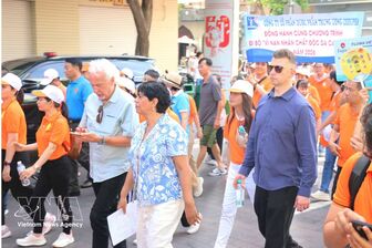 More than 5,000 join walk in support of AO victims