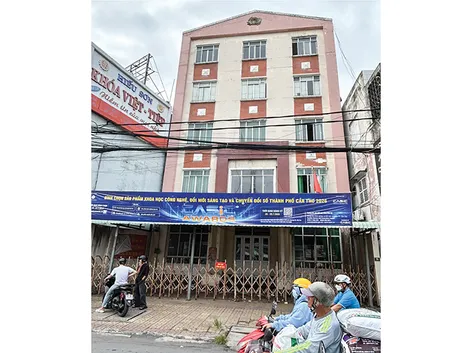 Giải bài toán lãng phí trụ sở dôi dư