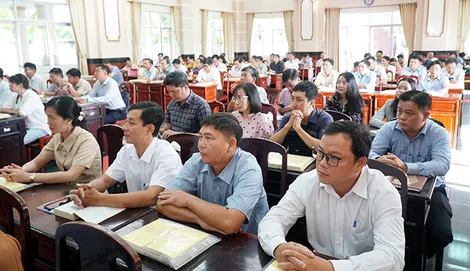 Chú trọng công tác giáo dục, bồi dưỡng kiến thức quốc phòng và an ninh