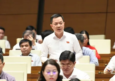 Kỳ họp không thường lệ thứ nhất: Kiến tạo môi trường thể chế hiện đại, ổn định, dẫn dắt sự phát triển