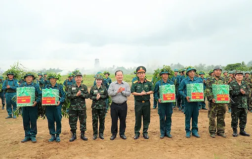 Lực lượng vũ trang Quân khu 9 thực hiện hiệu quả công tác quân sự, quốc phòng