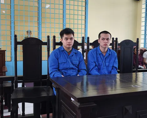 Tổ chức sử dụng trái phép chất ma túy, 2 bị cáo lãnh 18 năm 3 tháng tù
