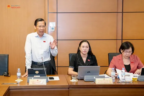 Thúc đẩy xuất bản số và nâng cao hiệu lực quản lý