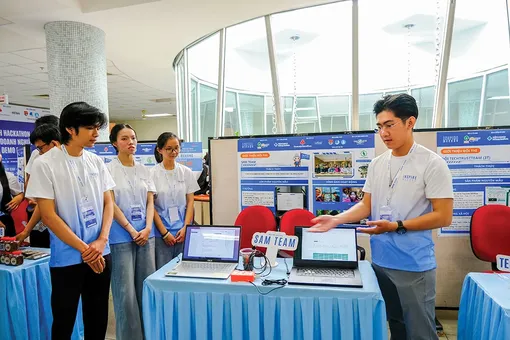 Đẩy mạnh nghiên cứu khoa học và phát triển công nghệ