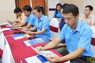 Nâng cao kiến thức, kỹ năng về bảo vệ môi trường an toàn vệ sinh lao động và phòng, chống ma túy