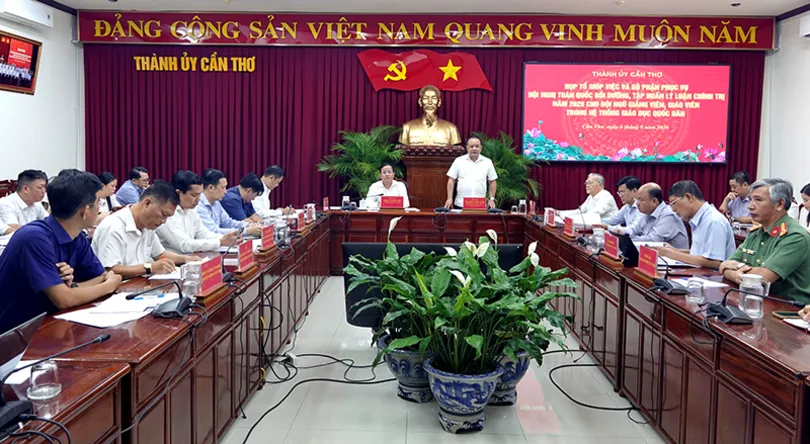 Chuẩn bị tốt hội nghị toàn quốc bồi dưỡng, tập huấn lý luận chính trị năm 2026 khu vực phía Nam