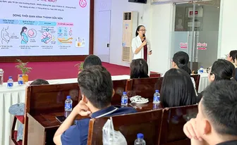 Bí quyết nuôi con bằng sữa mẹ thành công
