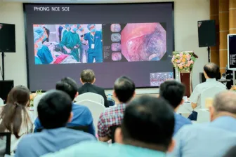 100 bác sĩ cập nhật chẩn đoán và điều trị ung thư sớm đường tiêu hóa
