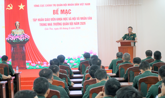 បិទ​វគ្គ​ហ្វឹក​ហ្វឺន​គ្រូ​បង្រៀន​វិទ្យា​សាស្ត្រ​សង្គម​និង​មនុស្ស​សាស្ត្រ​នៅ​សា​លា​យោ​ធា​