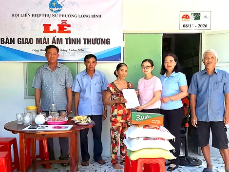 Vận động hơn 2,5 tỉ đồng hỗ trợ nhà ở, xây dựng cầu, đường giao thông