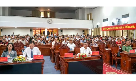 Ban Thường vụ Thành ủy Cần Thơ tổ chức hội nghị quán triệt Nghị quyết Trung ương 3 khóa XIV cho đảng viên toàn thành phố
