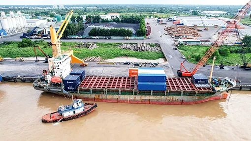 Sẵn sàng cho tuyến vận tải container quốc tế trực tiếp từ Trung Quốc đến TP Cần Thơ