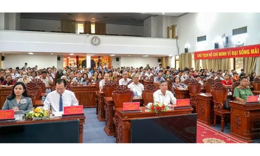 Ban Thường vụ Thành ủy Cần Thơ tổ chức hội nghị quán triệt Nghị quyết Trung ương 3 khóa XIV cho đảng viên toàn thành phố