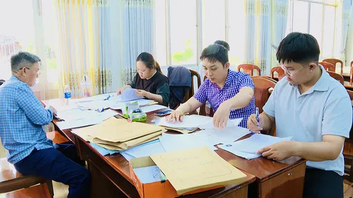 Đảng ủy phường Cái Răng đẩy nhanh số hóa hồ sơ đảng viên