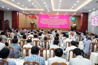 Chuẩn hóa bộ nhận diện căn bệnh “ngồi im” của cán bộ, đảng viên