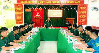 Kiểm tra công tác quân sự, quốc phòng ở phường Cái Khế và phường Bình Thủy