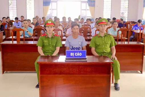 Ngồi tù vì hủy hoại nguồn lợi thủy sản