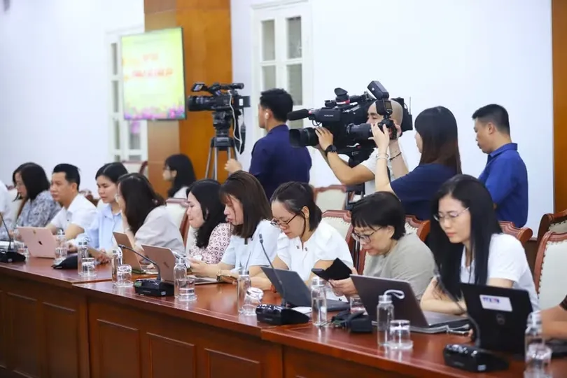 Tăng cường quản lý trong việc cấp thẻ nhà báo và hoạt động của phóng viên
