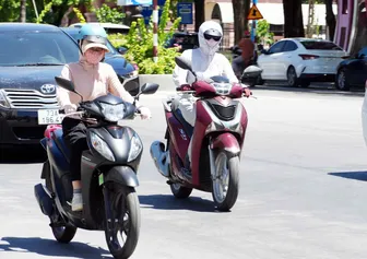 Thời tiết ngày 13/8: Bắc Bộ nắng nóng, Nam Bộ chiều tối có mưa dông